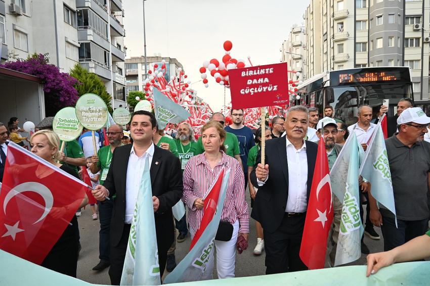 TORBALI'DA 3. METROPOLİS TİYATRO FESTİVALİ BAŞLADI