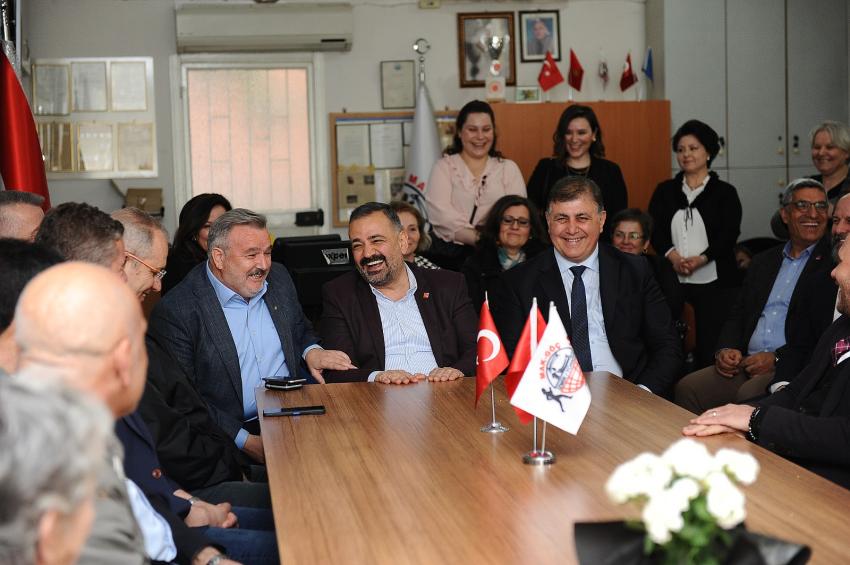 SEÇİM ZAMANI, İŞÇİ EYLEMDE, SOYER ADIYAMAN'DA ...BU NEYİN KAHKAHASI BEYLER...!