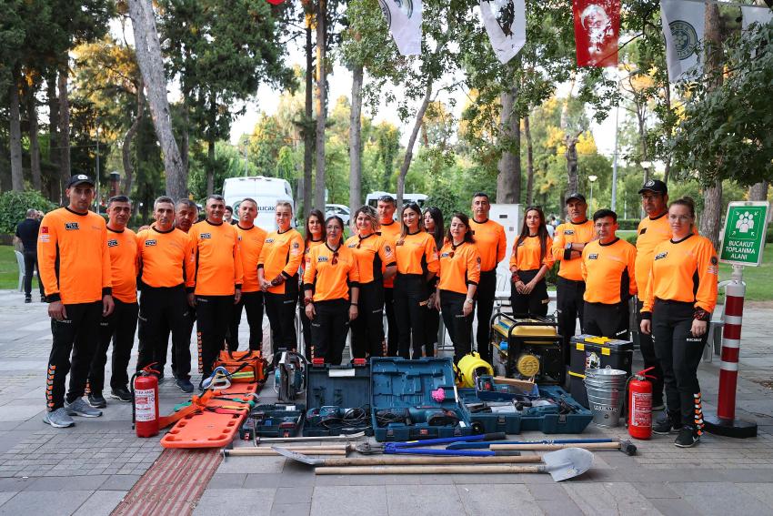 BUCA'DA DEPREM PANELİ