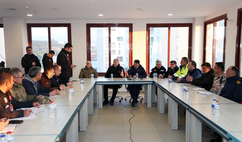 BAKAN AKAR SAMANDAĞ'DA İNCELEMELERDE BULUNDU