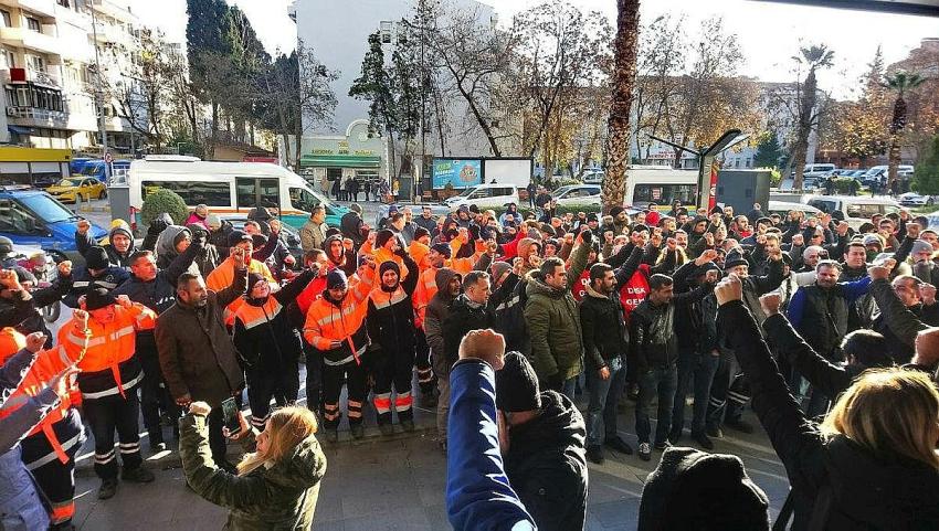 KARŞIYAKA BELEDİYESİ İŞÇİSİ İSYAN ETTİ. HAKLARIMIZI VER CEMİL TUGAY