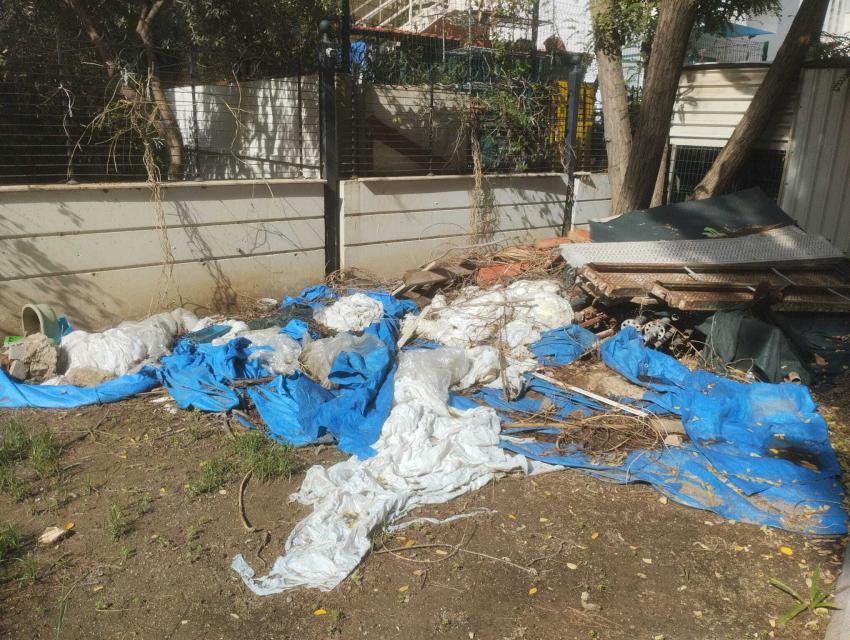 GAZİ'NİN ANNESİNİN EVİNE İZMİR VALİSİ SAHİP ÇIKTI