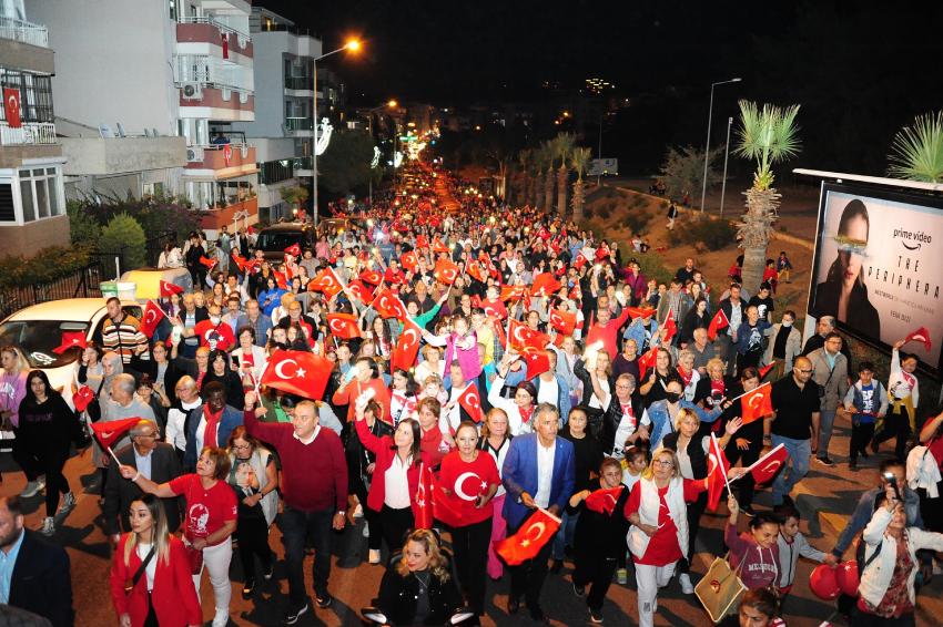 BALÇOVA CUMHURİYET BAYRAMINDA HEP AYNI