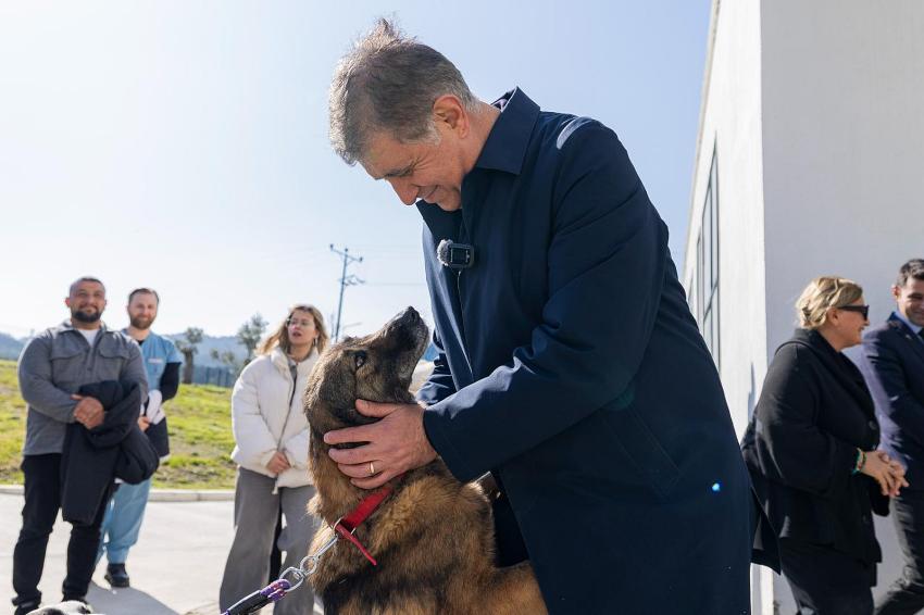 CEMİL TUGAY'DAN İZMİRLİLERE ÇAĞRI