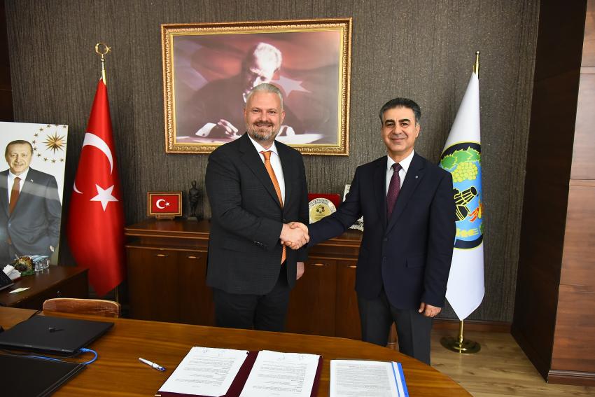 MENEMEN BELEDİYESİ'NDE HER İŞÇİYE İŞÇİYE 25'ER BİN LİRA  YATACAK
