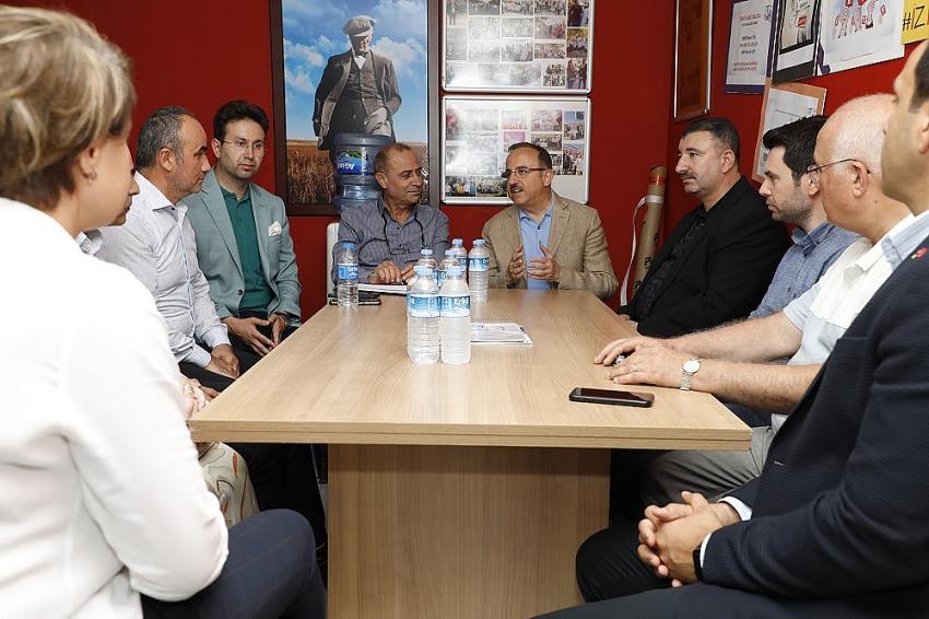 AK PARTİ İZMİR'DEN DERNEK VE ODALARA ZİYARET