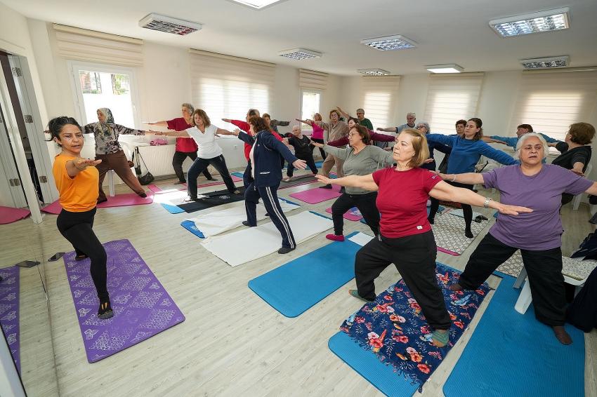 GAZİEMİR'İN ÇINARLARINA GENÇLİK AŞISI