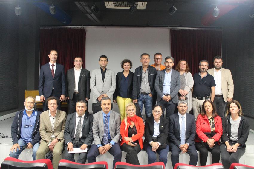 SGK İZMİRLİ GAZETECİLERİ BİLGİLENDİRDİ