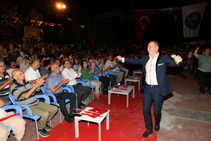 KARABAĞLAR'DA DA 30 AĞUSTOS'TA KONSER VARDI