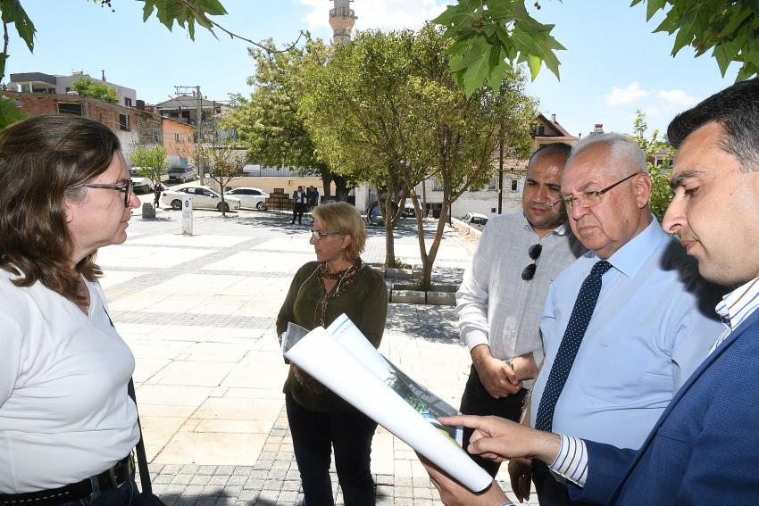 KARABAĞLAR'DA KAVACIK MEYDAN PROJESİ İLERLİYOR