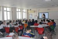 İZMİR'DE AKRAN ZORBALIĞI EĞİTİMİ BAŞLATILDI