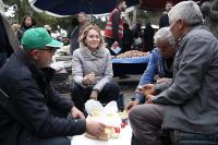 CHP'Lİ MUTLU TUGAY İLE ROMAN MAHALLELERİNİ GEZDİ