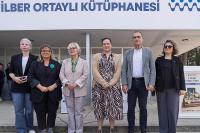 İZMİR KİTAP FUARI'NDA DUYGUSAL BULUŞMA