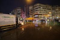 İZMİR KÖRFEZİ TAŞTI...ALSANCAK SULAR ALTINDA