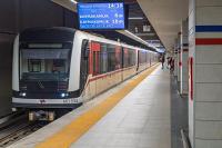İZMİR'DE METRO SEFERLERİ YENİDEN BAŞLADI