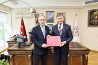 CEMİL TUGAY AK PARTİLİ KASAPOĞLU İLE BULUŞTU