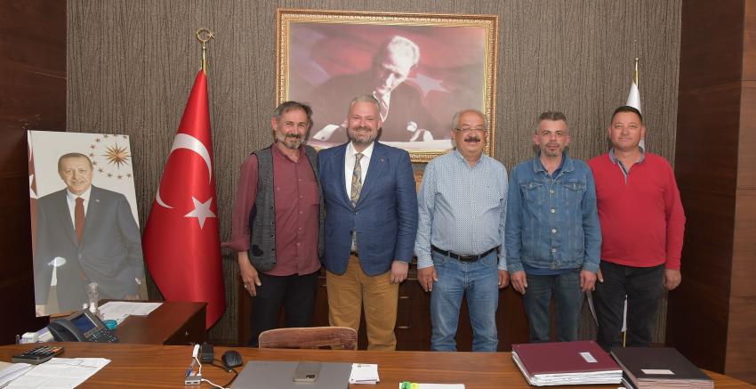 MENEMEN'DEN DAVET VAR