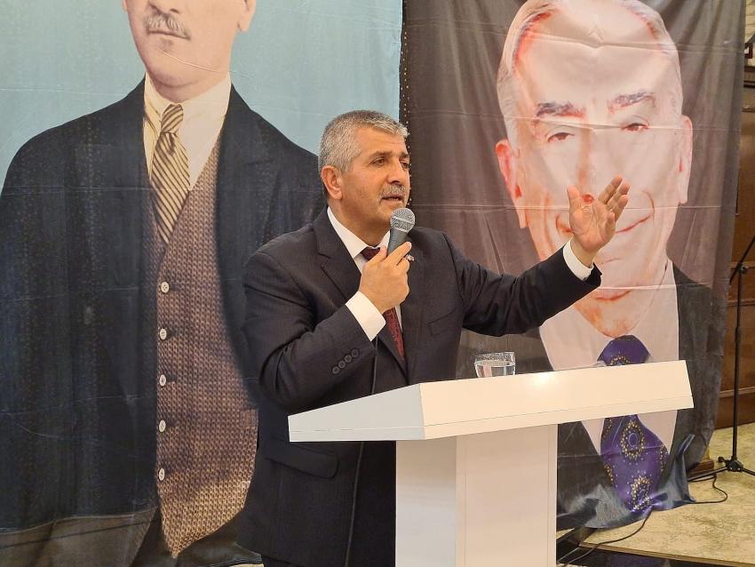 İZMİR MHP SAHAYA İNDİ