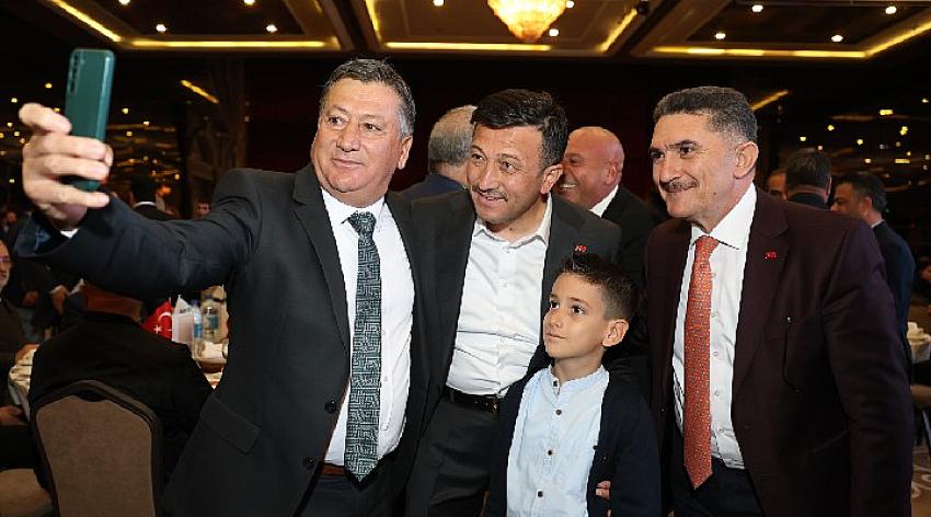 DAĞ İZMİR'DE AĞRILILARLA İFTARDA BULUŞTU