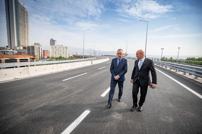 SOYER VİYADÜK AÇTI