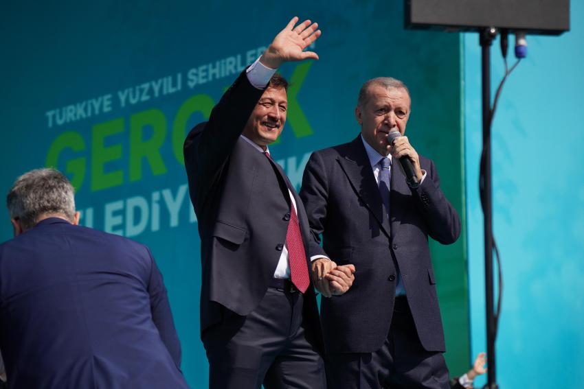CUMHURBAŞKANI ERDOĞAN İZMİR'DE. İZMİR BUNLARI HAK ETMİYOR
